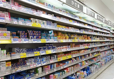 写真:薬局店内